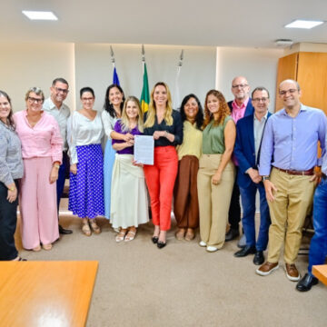 Assinatura do Termo para 2ª edição do projeto Primeira Infância Cidadã PMV e a Avante renovam parceria para nova edição do Programa Primeira Infância Cidadã