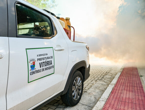 Carro fumacê Saúde de Vitória divulga programação do fumacê para o mês de março