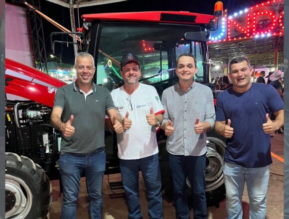 Pazolini e Evair de Melo cumprem agenda na região noroeste do Estado