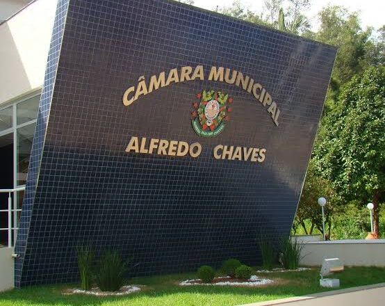 Vereadores querem reduzir sessões da Câmara de Alfredo Chaves
