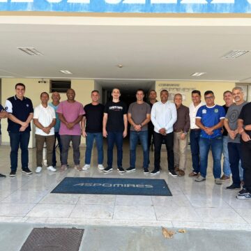 Lorenzo Pazolini e recebido e dialoga com representantes do PPM (Projeto Político Militar)
