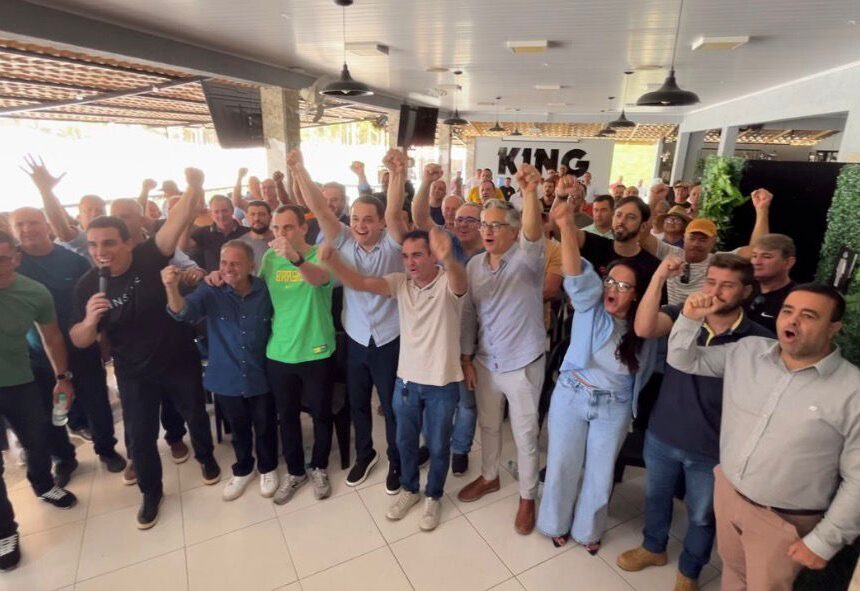 e3cfcaac-3e23-4f18-803d-5edc34a4491f Pazolini cumpre agenda no noroeste do Espírito Santo e recebe manifestações de apoio da população