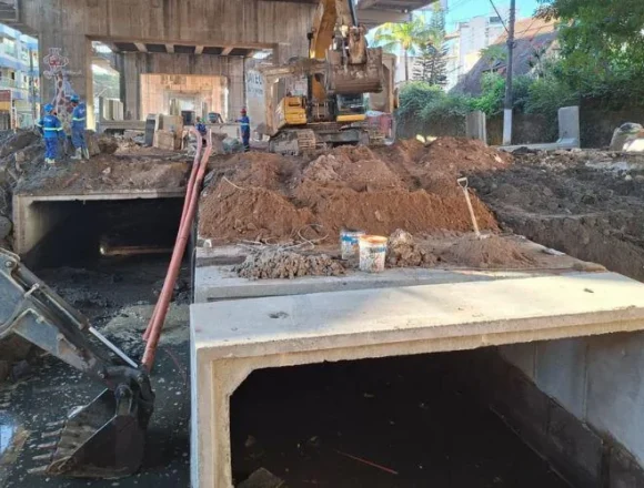 Obras no Canal da Costa avançam e nova ponte deve ser liberada em julho