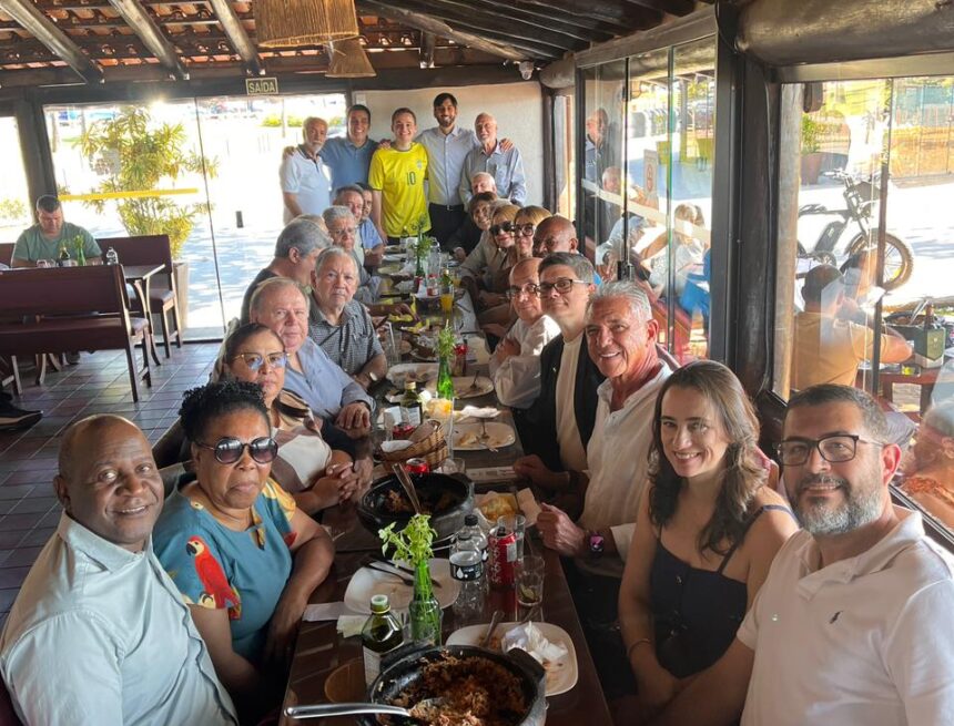 PHOTO-2026-06-23-15-36-21 Lorenzo Pazolini se reúne com pastores e lideranças cristãs em almoço de diálogo e comunhão