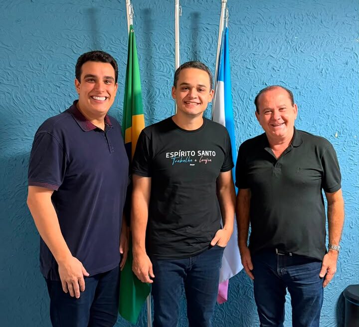 Reginaldo Almeida desiste de pré-candidatura a deputado estadual e passa a integrar coordenação de Pazolini